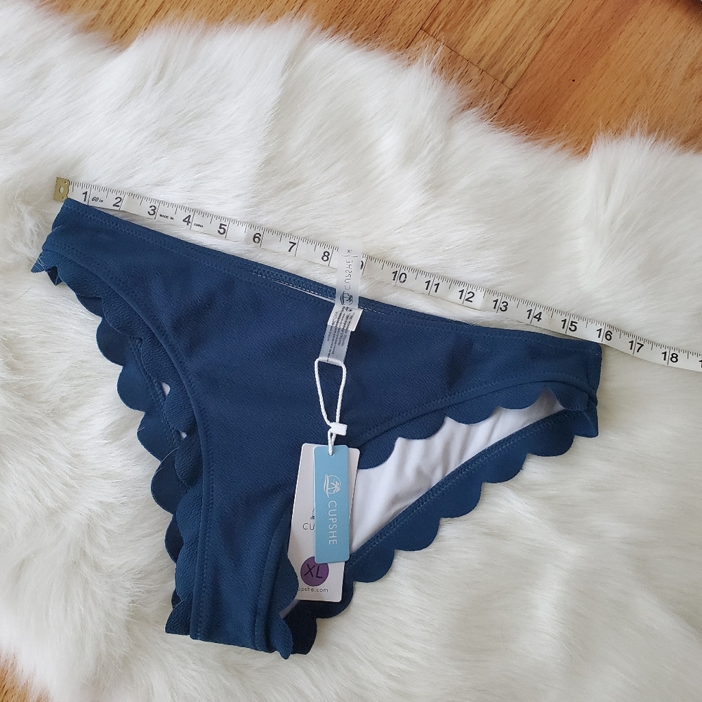 Cupshe high-waisted bikini bottoms NWT